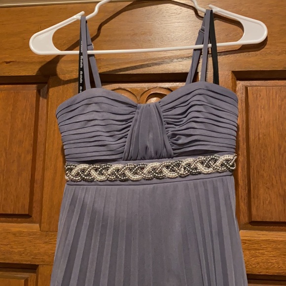 Cocktail length gray sundress - Picture 2 of 6